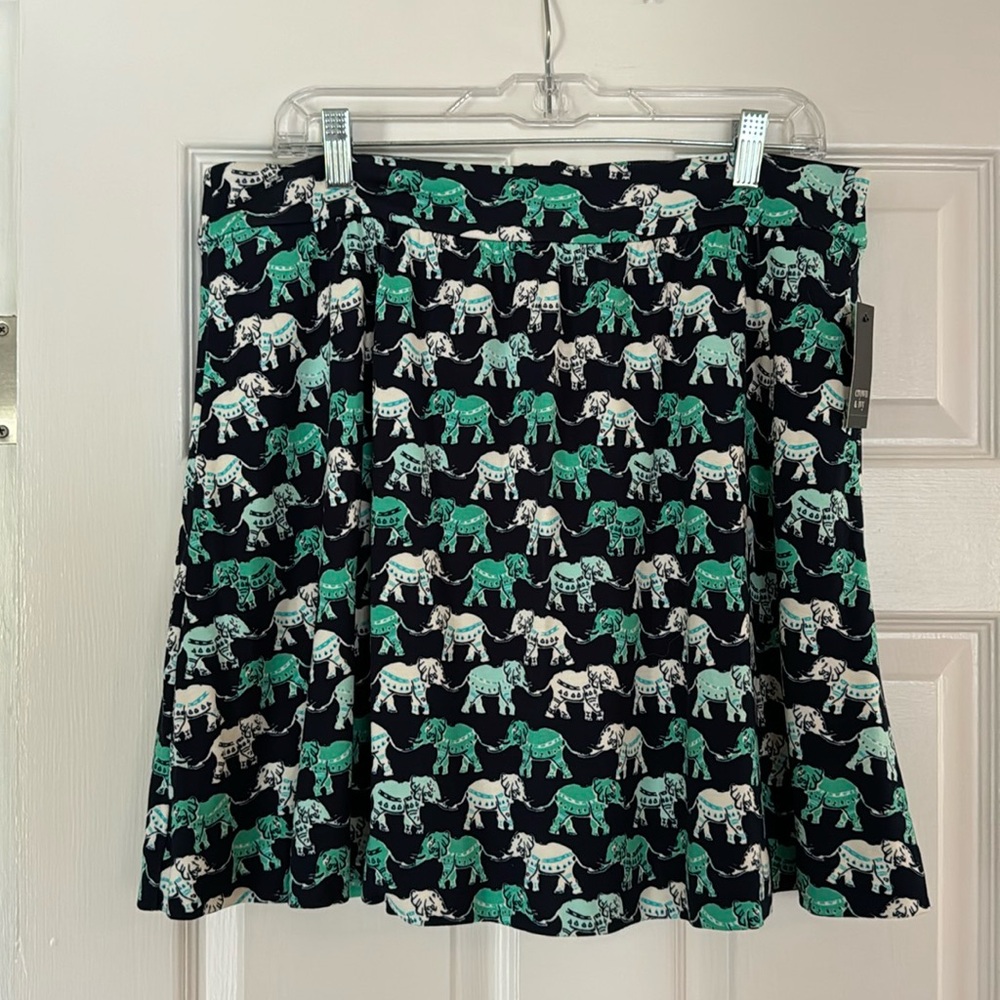 Crown and Ivy Elephant Skirt NWT